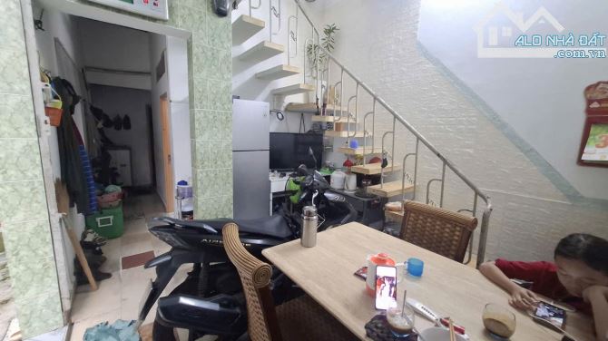 Bán nhà hẻm Tân Trào - Vĩnh Nguyên - Nha Trang( cách đường chính chỉ 8m) - 2