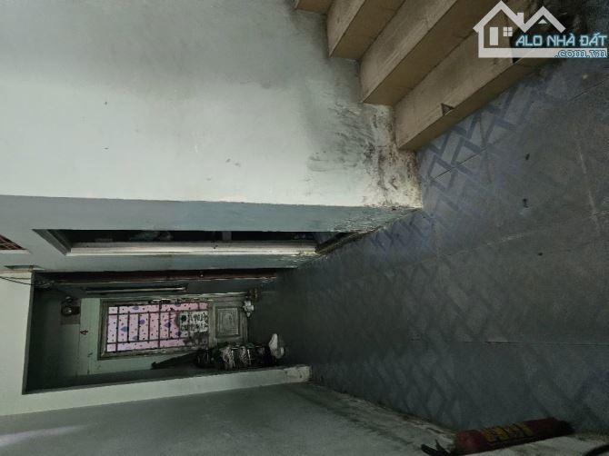 Bán Dãy Trọ110 m 2, 8Phòng HDT 30 Tr, 2 Tầng, Ng 5 m, Chỉ hơn 9 Tỷ, Tại Chợ Tân Mỹ, Quận 7 - 2