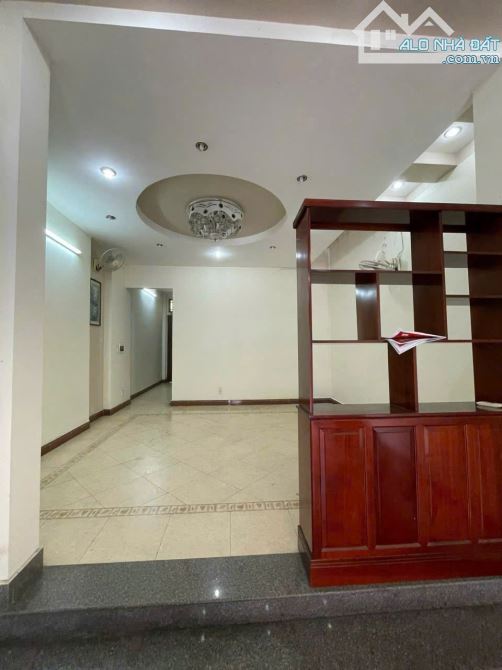 22 tỷ thương lượng trệt 2 lầu , ngang 5x20m ngay trân não bình an quận 2 đường 8m - 2