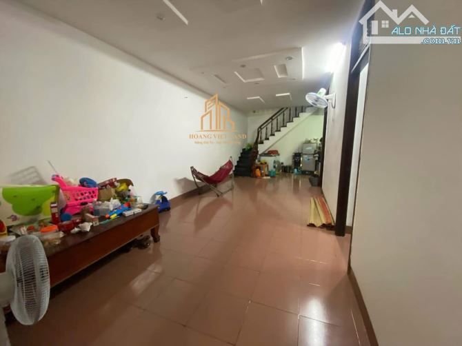 NHÀ GÁC LỬNG HẺM LÝ THÁI TỔ. DT 9,1x28m (HƯỚNG TÂY NAM) - 2