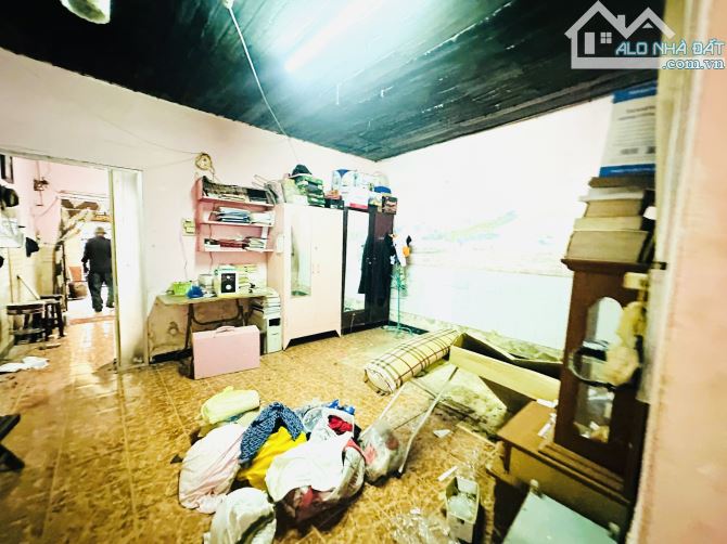 Nhà nguyên căn kiệt ô tô tránh nhau Bà Triệu-trung tâm thành phố - 2