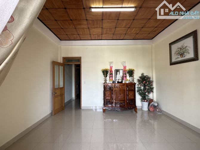 Nhà mặt tiền Nguyễn Lương Bằng- P2- Đà Lạt🔥10 Tỷ-1 Trệt, 2 lầu - 2