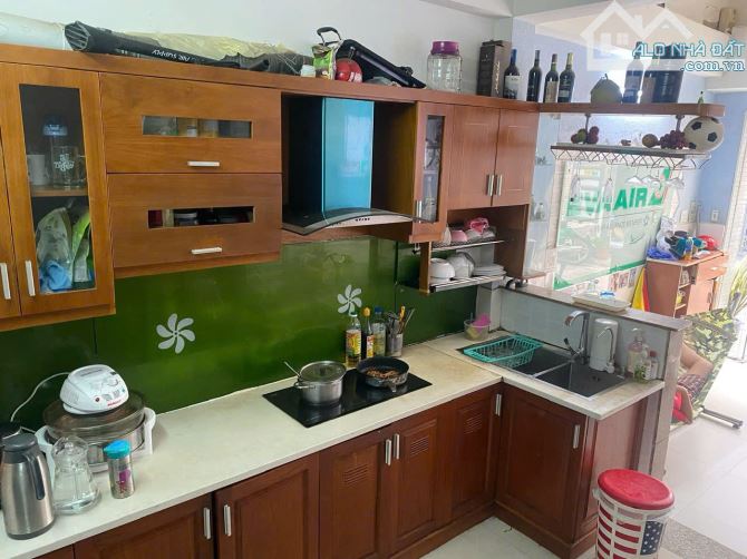Bán Nhà HXH sát Mặt Tiền Trường Sa 40m2 gần Lê Văn Sỹ -Nhà Đẹp 3 Tầng chỉ 8,5 Tỷ - 2