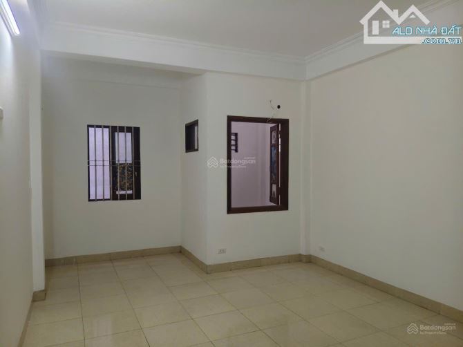 Cho thuê nhà ở Tu Hoàng 40m2, 4 tầng, 4 ngủ, oto đỗ cửa - 2