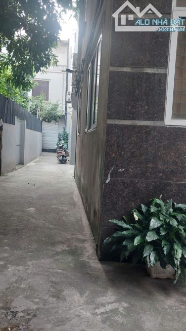🔥 BÁN NHÀ HOA LÂM VIỆT HƯNG  5 TẦNG LÔ GÓC 2 THOÁNG Ô TÔ ĐỖ CỬA - 5M RA PHỐ - 2
