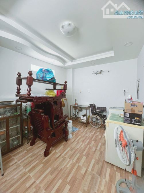 Bán nhà Phạm Văn Bạch-5 tầng-5 phòng ngủ-8ty1-Hẻm Nhựa 5m - 2