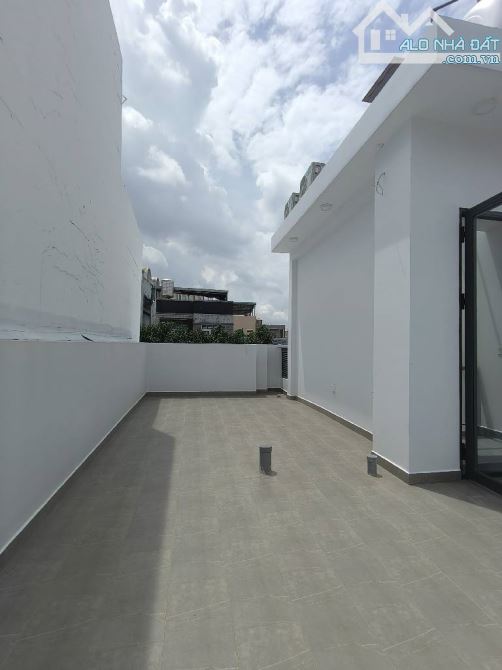 NHÀ MỚI ĐẸP Ở NGAY, HẺM XE HƠI, 3 TẦNG GẦN CHỢ THỦ ĐỨC 5,5X10 CHỈ 7,2 TỶ. - 2