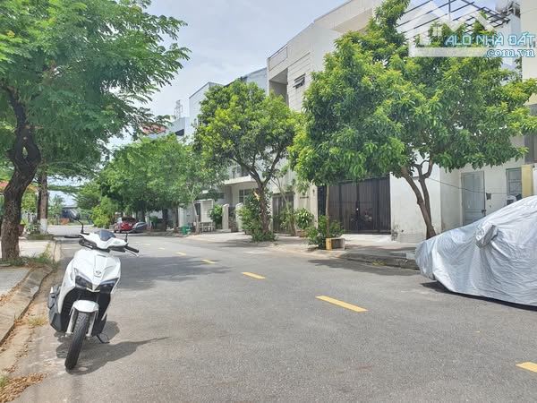 Bán đất Biệt Thự đường Nguyễn Quang Chung ( 300 m2 , tây bắc ) - Hoà Xuân , Đà Nẵng . - 2