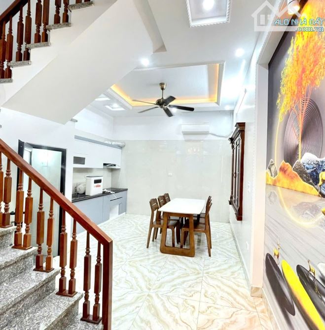 Bán nhà sân cổng riêng độc lập diện tích rộng tại Trung Hành Ngô Gia Tự - 2