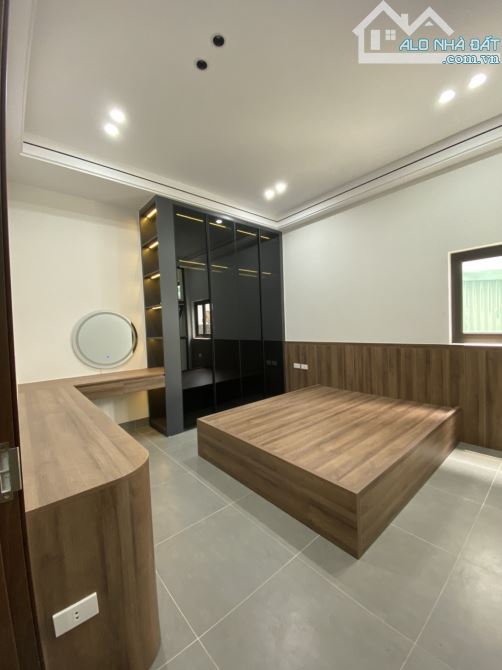 Bán nhà Vạn Phúc ,48m2 5 tầng thông sàn thang máy ,2 ô tô tránh đỗ Kinh Doanh ,giá 15 tỷ - 2