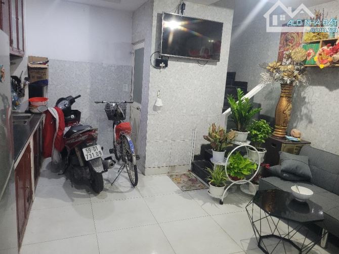 Nhà hẻm xe hơi 5m thông 4 tầng kiên cố khu dân trí đồng bộ ở Lê Trọng Tấn phường Sơn Kỳ - 2