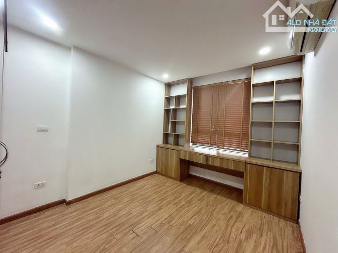 BÁN CHUNG CƯ THÁI HÀ - PHẠM VĂN ĐỒNG - FULL NỘT THẤT - 70M2 - 2 NGỦ - 5.9 TỶ. - 2
