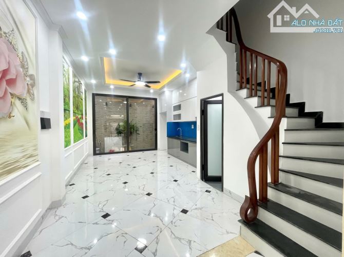 BÁN NHÀ PHÂN LÔ TỨ HIỆP, THANH TRÌ, 65M,6TẦNG,MT5M, THANG MÁY, Ô TÔ, VĂN PHÒNG, 2 THOÁNG - 2