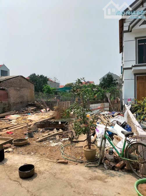Đất Tráng Việt, gần chân cầu Thượng Cát, đường 4m, oto ra vào thoải mái. - 2