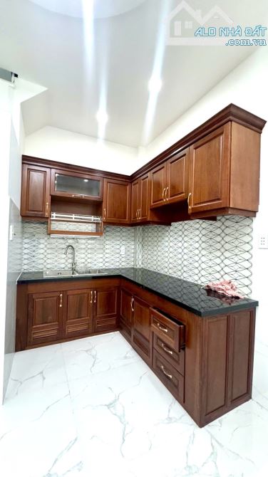 Bán nhà đẹp 2 tầng ,hẻm xe hơi đỗ cửa .Đình An Tài,Quận 8.Giá 3.8 tỷ. - 2
