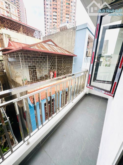 Cho Thuê CCMN 34 Lương Khánh Thiện Hoàng Mai 45m2 1N1K Cửa Sổ Ban Công Giặt RiêngThang Máy - 2