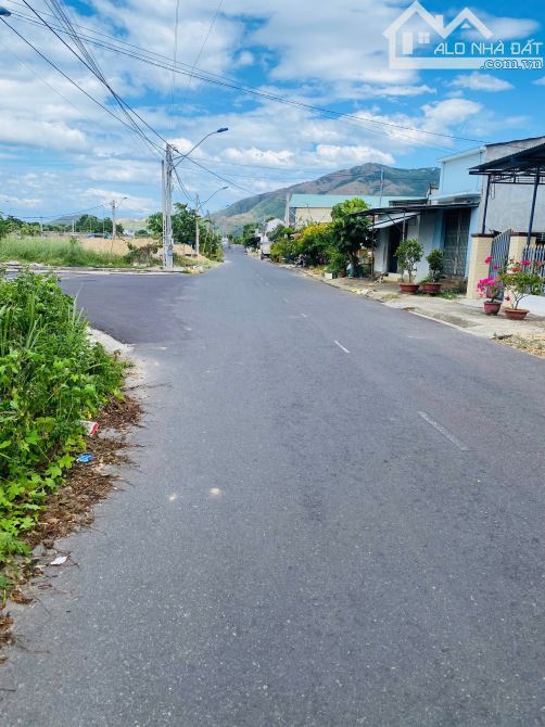 Lô đất mặt tiền đường chu văn an diên toàn xã diên Khánh - 2