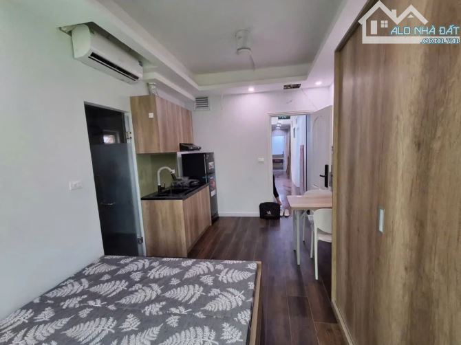 Bán CCMN Phố Thái Hà, Đống Đa 130m2x 10 tầng - 50 phòng khép kín, dòng tiền 300tr/th - 2