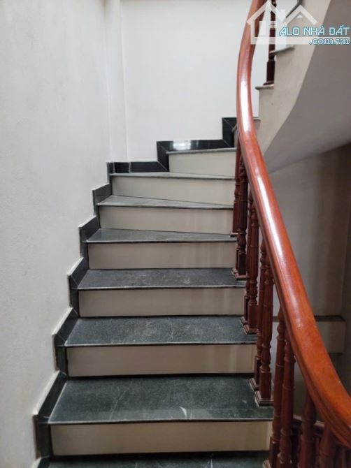 Lô Góc, OTO Phố Gia Quất, 42m2 x 4 tầng, Giá 6.8tỷ. - 2