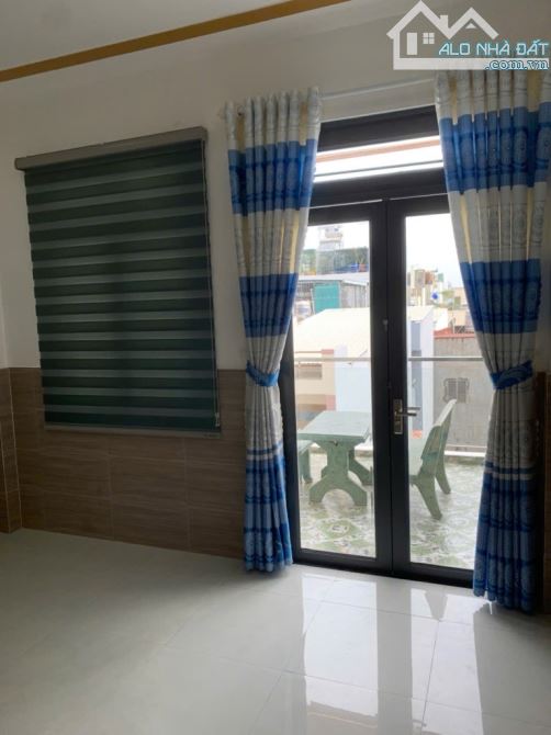 🔥bán nhà TCH quận 12 4x15  hẻm oto – full nội thất – nhà nở hậu – 3 tầng - 2