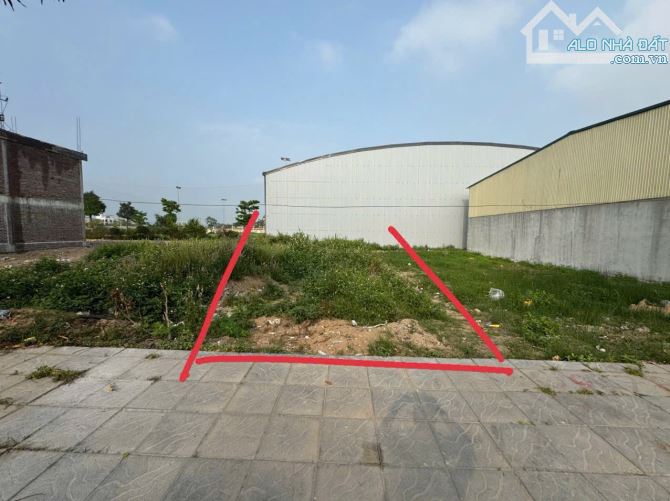 Đất 105M2, Vị trí Đường thông bàn cờ, ô tô tránh, Từ Sơn Bắc Ninh - 2
