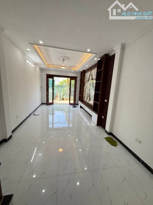 💥 NGÕ Ô TÔ HOÀNG MAI - 35m2 x 5 tầng - thang máy - 2