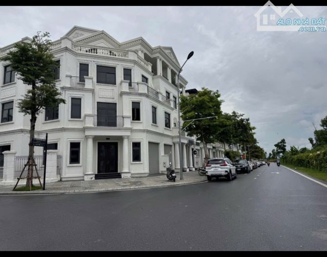 🏙️ 𝐂𝐚̆𝐧  mặt đường 𝐒𝐚𝐧 𝐇𝐨̂ (cầu rào 3 ) - 𝐕𝐢𝐧𝐡𝐨𝐦𝐞𝐬 𝐌𝐚𝐫𝐢𝐧𝐚, 100 𝐦𝟐 - 2
