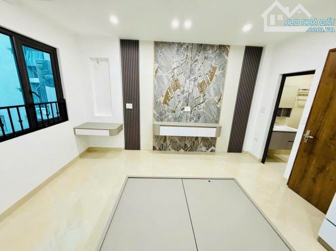 THIÊN THẦN NHÀ ĐẸP ĐẠI MỖ MỚI XÂY 2 THOÁNG THANG MÁY Ô TÔ TRÁNH - 2