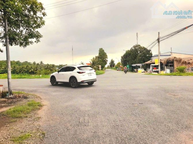 Hàng ngộp, 309m2 đất thổ vườn đường xe cont chỉ 1.1 tỷ - 2