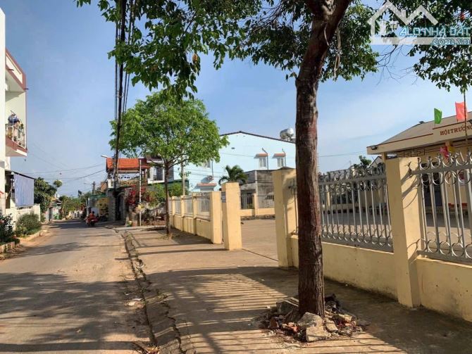 Đất hẻm thông 92 Nguyễn Xuân Nguyên 8x22 - 2