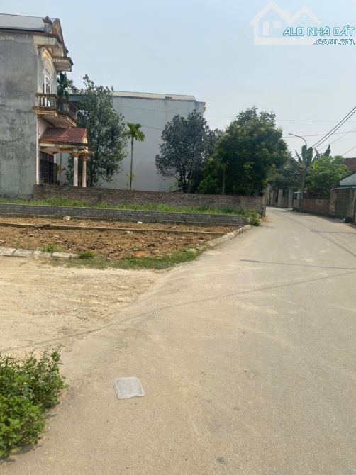 Bán 63m đất trung tâm xã tân xã , cạnh tòa chung cư 7 tầng . - 2