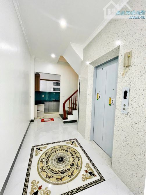 Nhà mới tinh, oto 7 chỗ vào nhà, 6 tầng thang máy xịn, 2 thoáng vĩnh viễn, full nội thất - 2