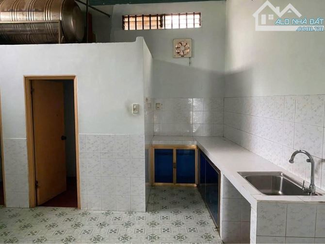 Cần bán nhà ở ngay chợ Thới Tứ Hóc Môn 5x18 ( 100m2 ) 720 TRIỆU Sổ hồng riêng - 2