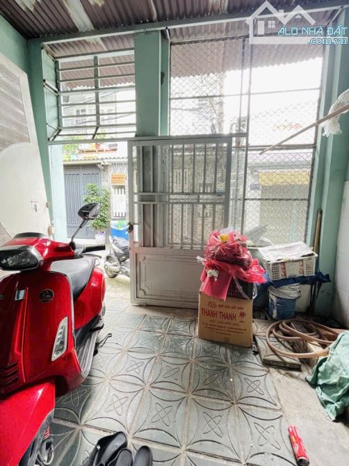 Nhà 2 mặt hẻm xe hơi thông  Đông Hưng Thuận 23  Quận 12 Giáp Gò Vấp  4x15m   Giá 4.3 tỷ - 2