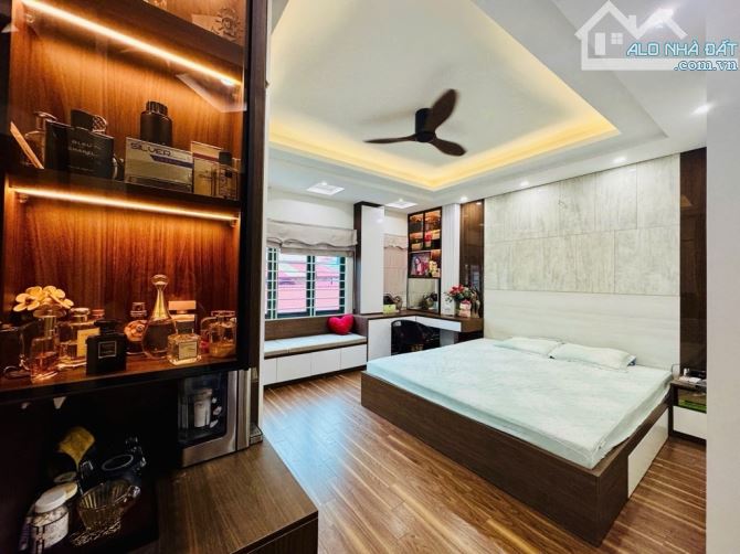PHÂN LÔ VIP HÀM NGHI – NHÀ MỚI ĐẸP – GARA Ô TÔ – THANG MÁY CHỜ 🏠 DT thực tế 37–42m², MT 4 - 2