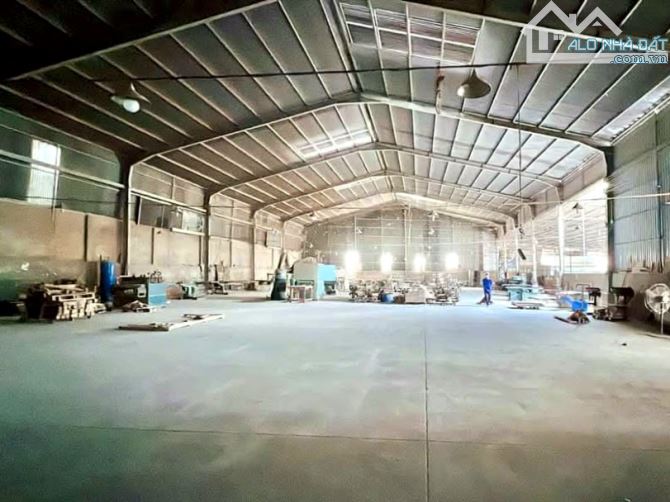 BÁN 245m2 KHO, NHÀ XƯỞNG P.TRẢNG DÀI, SỔ HỒNG RIÊNG THỔ CƯ, 2 MẶT ĐƯỜNG NHỰA THOÁNG, RỘNG - 1