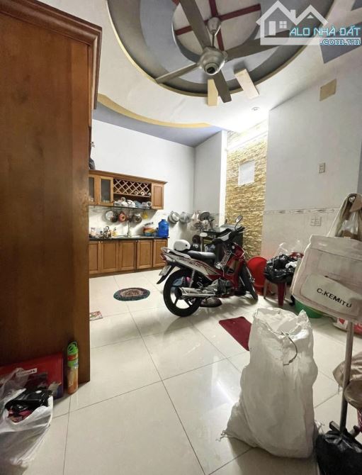 CHỦ ĐỊNH CƯ NƯỚC NGOÀI BÁN LẠI NHÀ TRẦN BÌNH TRỌNG,Q5-GIÁ:4,32TỶ/63m2(4,2x15m).SỔ SẴN. - 2