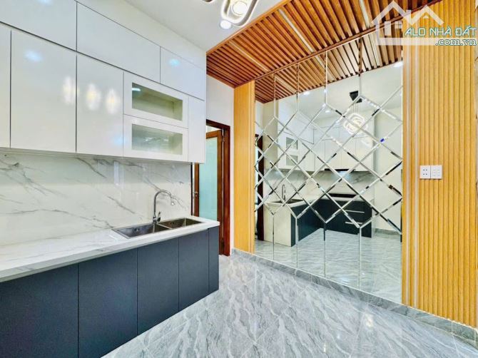 CHỈ 1 CĂN DUY NHẤT| HXH 8m đường Tô Hiến Thành, P.Hòa Hưng | DTSD : 226m2 | 5 Tầng | - 2