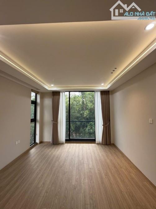 🌆 SIÊU PHẨM GIANG BIÊN – 53M², 7 TẦNG FULL NỘI THẤT – 16,6 TỶ - 2