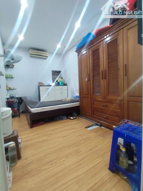 Hiếm Bán Nhà Hoàng Hoa Thám 50m² 4 Tầng Dân Xây Thoáng Trước Sau Ngõ Rộng Thoáng - 2