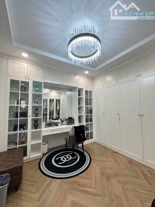 Căn góc 5 tầng Ôtô đậu trong nhà Hưng Phú P10Q8. Giá 11 tỷ TL - 2