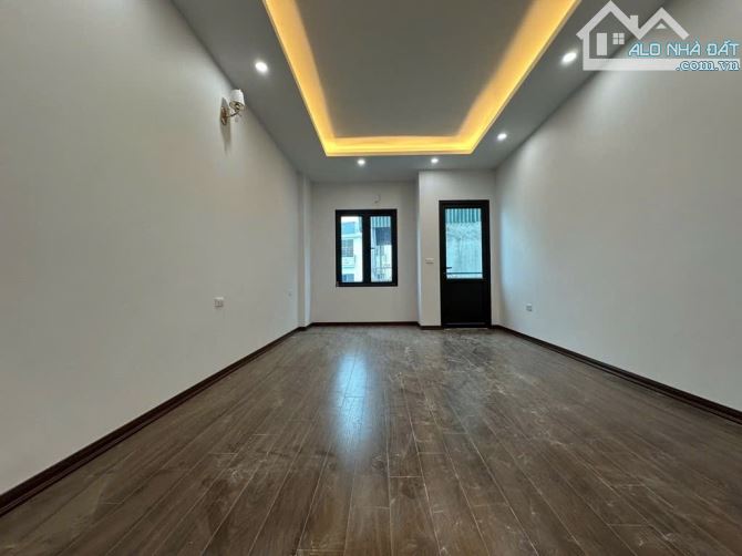 🏤NHÀ ĐẸP KIM CHUNG - DÂN XÂY ĐƠN LẬP - 20M RA Ô TÔ TRÁNH - HÀNG XÓM KĐT HINODE ROYAL PARK - 2