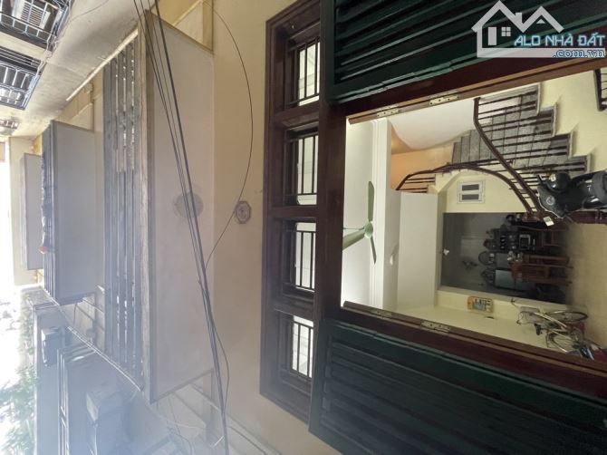 🏡 Chính chủ bán nhà Hồ Tùng Mậu – Nam Từ Liêm – 9.1 tỷ ✔ Diện tích 45.2m², xây 5 tầng kiê - 2