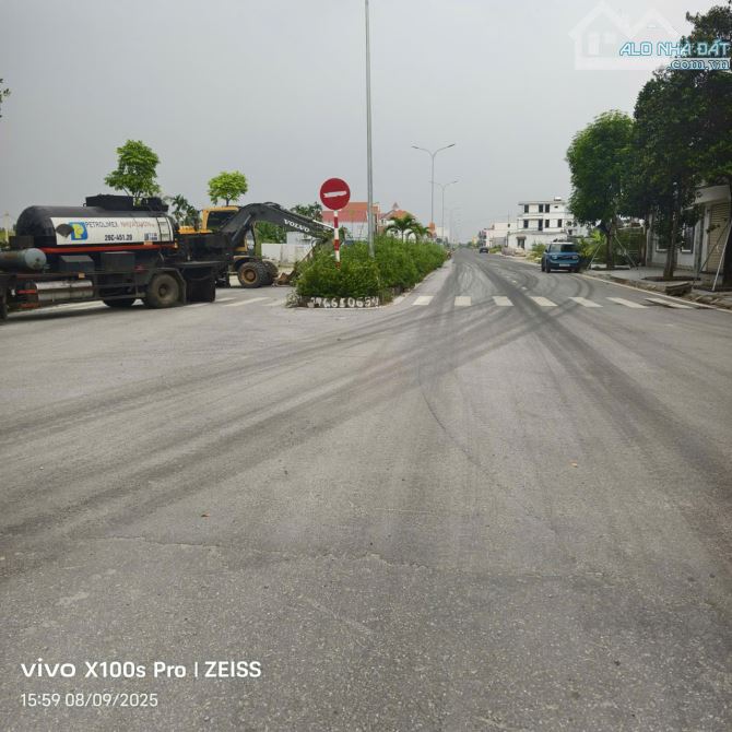 Chính chủ gửi bán lô đất Khu Bắc Sông Cấm - Đối Diện Trung Tâm Hành Chính Mới Thành Phố HP - 2