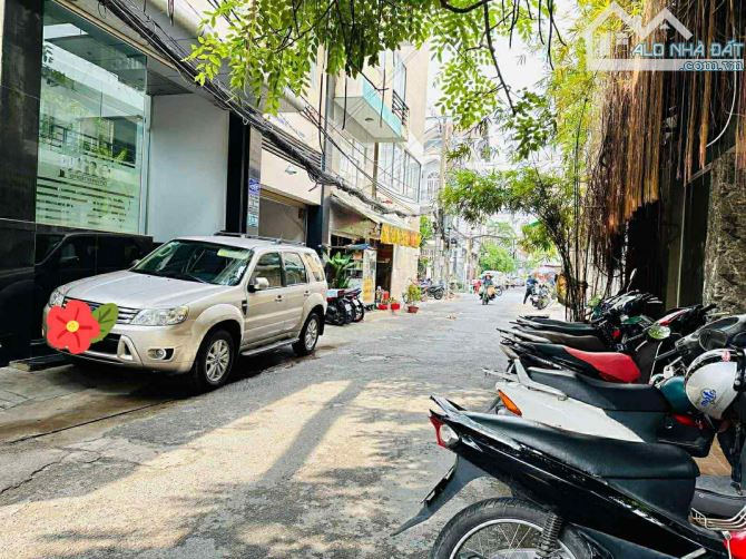 Quận 10,đường 3/2,🚘 hẻm xe hơi đỗ cửa🚘,giá:5,3 tỷ - 2