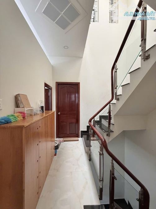 4 TẦNG ĐÚC BTCT ~ 60M² (4x14) – 5,8 TỶ – NGAY CHỢ CẦU, Q12 – HẺM XE HƠI QUAY ĐẦU - 2