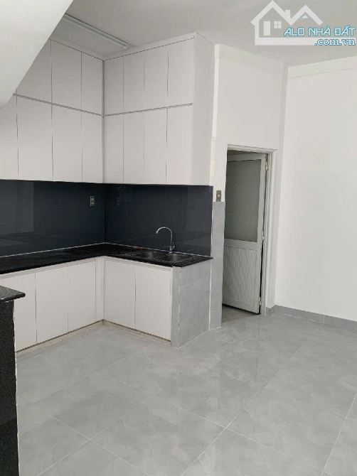 NHÀ GẦN CHỢ, HOÀNG HOA THÁM- BÌNH THẠNH, 45m2, NGANG 5, GIÁ 6.3T - 2