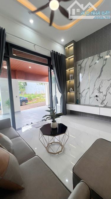 NHÀ HẺM CẤP 1 Y WANG PHƯỜNG EAKAO 6x24m - 2 TỶ680 - ĐAKLAK - 2