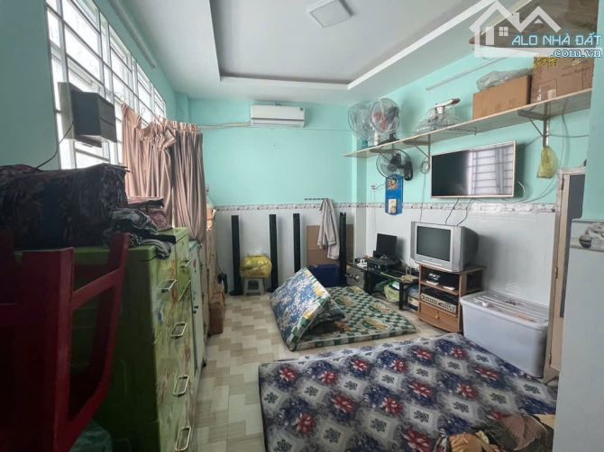 NHÀ 3 TẦNG ,ĐỖ NGỌC THẠNH , NGUYỄN CHÍ THANH, Q5 CHỈ HƠN 3 TỶ. - 2