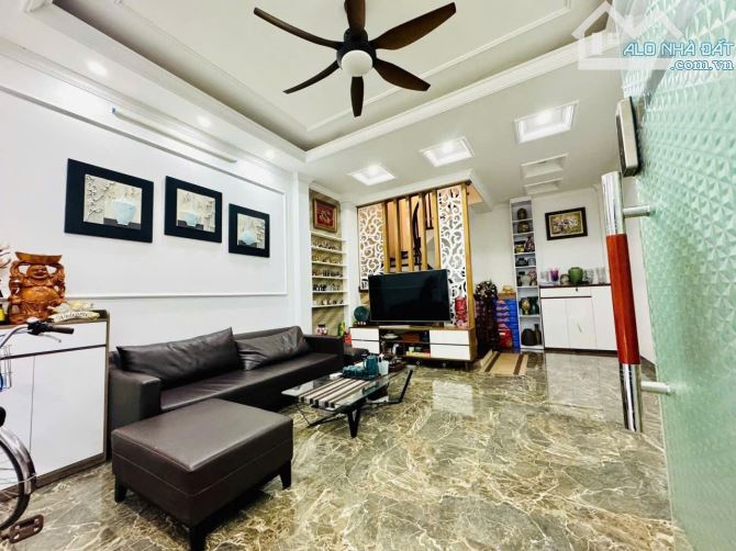 Bán nhà phân lô khu liên cơ Mỹ Đình 42m2 6 tầng 15 tỷ - 2